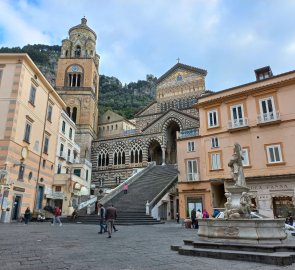 Amalfi náměstí a dóm