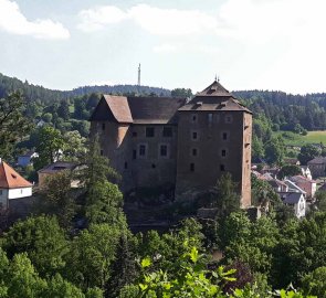 Pohled na zámek Bečov nad Teplou