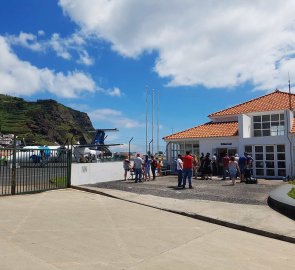 Letiště ve vesnici Vila do Corvo, na ostrově Corvo na Azorských ostrovech