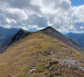 Pohled zpět k vrcholu Lungauer Kalkspitze