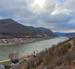 Výhled proti proudu Dunaje