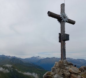 Gipfelkreuz 2 358 m