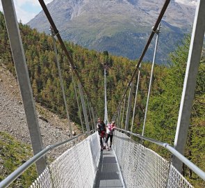 Lávka Charlese Kuonena, nejdelší visutý most na světě