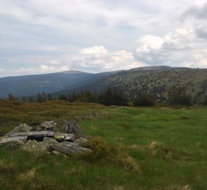 Pohled z vrcholu Břidličné hory na Praděd