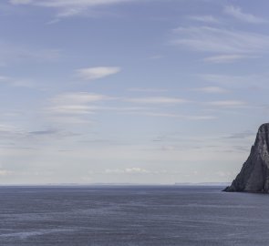 Vpravo na fotce Nordkapp a na horizontu Nordkinn.