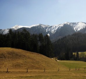 Pohled od severu na masiv hory  Göller v Mürzstegerských Alpách