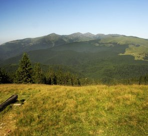 Pohled na pohoří Rodna v rumunských Karpatech