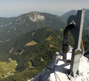 Vrchol skalní věže Lärchenturm