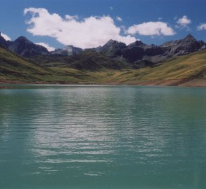 Přehradní jezero Embalse de Escarra