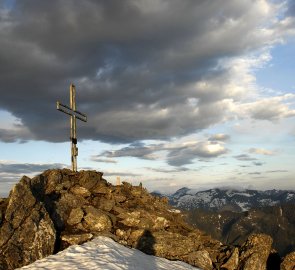 Vrcholový kříž hory Grosser Knallstein