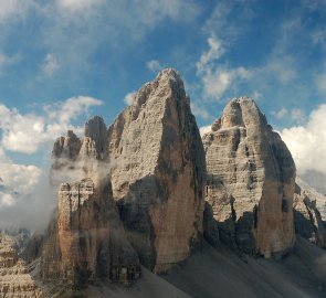 Pohled z ferraty Innerkofler na Tre Cime v italských Dolomitech