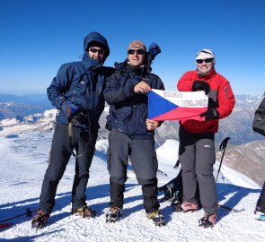 Vrchol Elbrusu 5 642 m n. m., nejvyšší hory Ruska