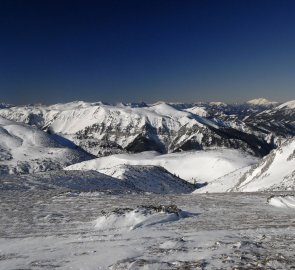 Pohled z hory Dreimarkstein na západ,směrem na Schnee Alpe
