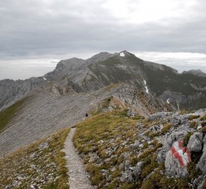 Stezka na Mittermölbing  v Totes Gebirge