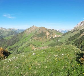 Pohled na západní část Hochschwabu a východní část Ennstálských Alp