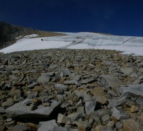 Konec ledovce Styggebreen pod vrcholem Galdhopiggenu