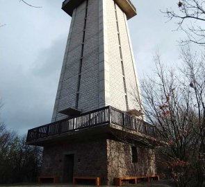 Klucanina lookout tower
