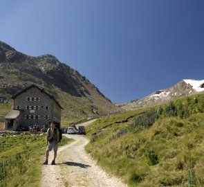 cesta z vesnice Vent k chatě Martin Busch Hütte