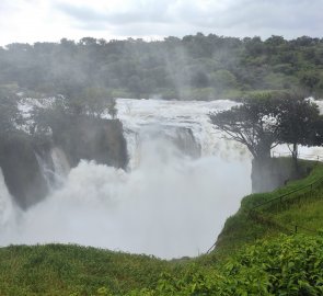 Pohled na vodopád Murchison Falls z horní vyhlídky