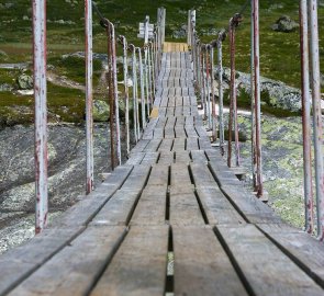 Most u chaty Kjeldebu v národním parku Hardangervidda