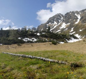 Pohled na skalní stěny hory Geier Kogel