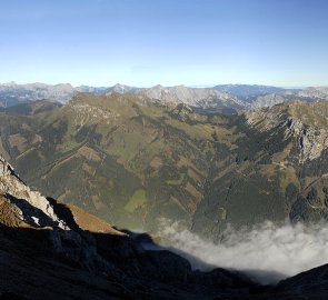 Pohled na Národní park Gesäuse a Eisenerzské  Alpy z vrcholu hory Gösseck