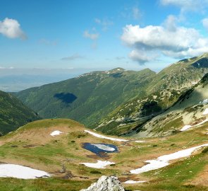 Pohled do Žiarské doliny ze Žiarského sedla