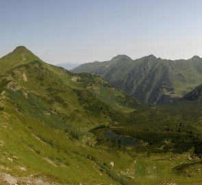 Pohled na horu Schober Spitze 2 126 m n. m. a jezero Karlseen