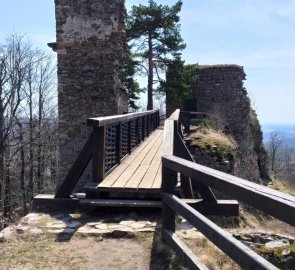 Dřevěný most na hradě