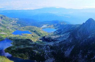 5 day crossing hike of the Rila Mountains in Bulgaria